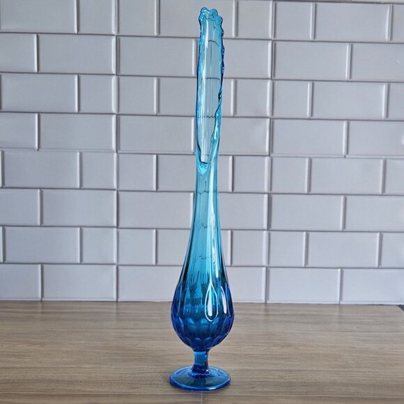 MCM Fenton Glass Sapphire Colonial Blue Tall Swung Vase 19.5 Tall Thumbprint VTG - Picture 3 of 16